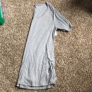 LuLaRoe medium perfect t- brand new